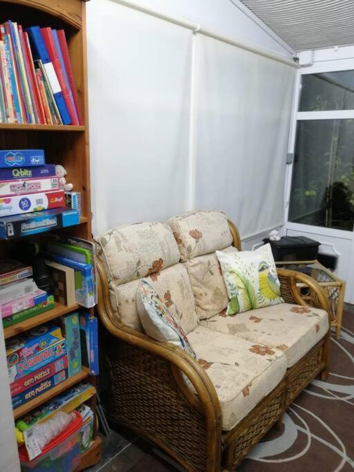 Welsh Miners Cottage Four Bedroom House Treherbert Zewnętrze zdjęcie