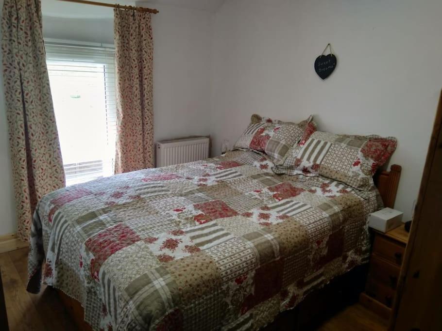 Welsh Miners Cottage Four Bedroom House Treherbert Zewnętrze zdjęcie